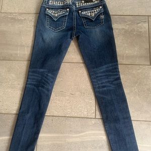Miss me jeans, like new, mid-rise, skinny, size 27